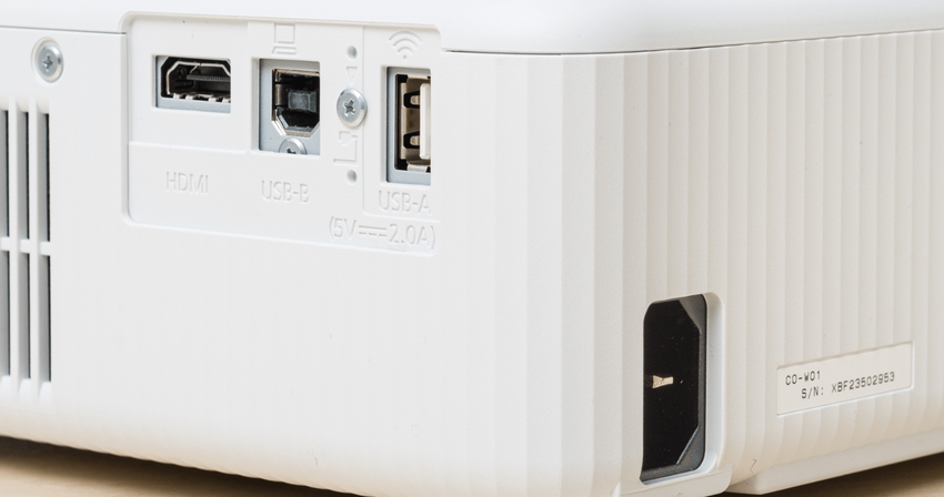 Epson EpiqVision Flex CO-W01 czy Epson EX3280