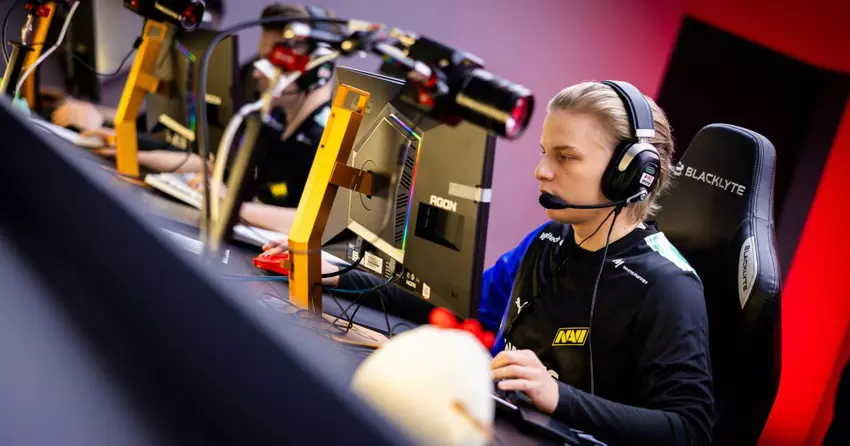 Marzenie brzęczyka: 75% ankietowanych studentów z Wielkiej Brytanii chce, aby e-sport został włączony do programu nauczania