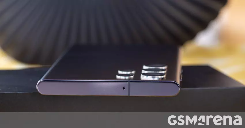 Canalys: Samsung sprzedał 73,7 mln smartfonów na całym świecie w I kwartale 2022 r.