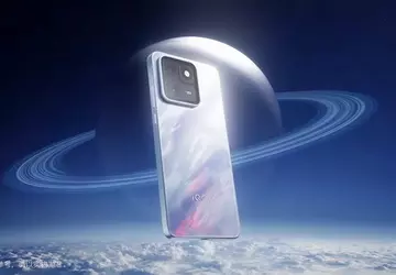 iQOO 15T: Pierwszy smartfon z Dimensity ...