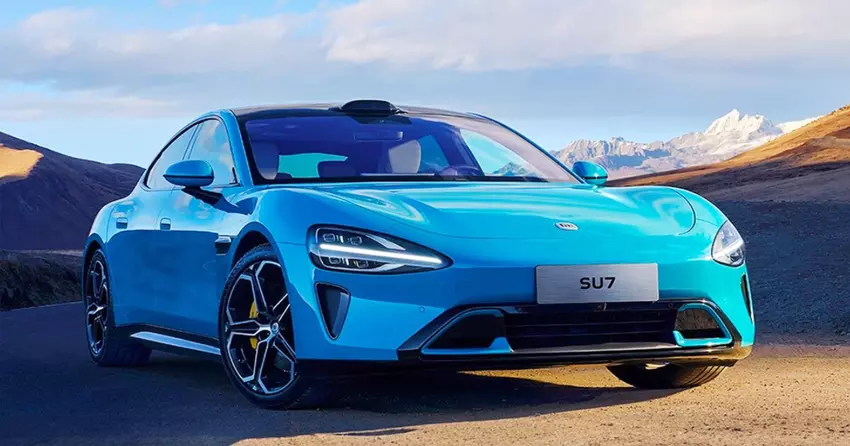 Xiaomi wypuściło samochód elektryczny, który jest o 4 tysiące dolarów tańszy niż Tesla Model 3