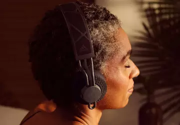 Adidas przedstawia RPT-02 SOL: bezprzewodowe słuchawki, ...