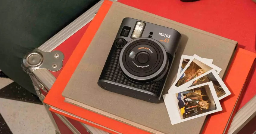 Fujifilm instax mini 41: natychmiastowy aparat do selfies-nostalgii za 110 euro