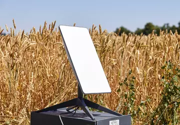 Polska przekazuje Ukrainie ponad 5000 satelitarnych ...