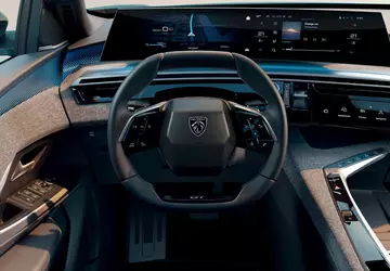 Peugeot ujawnia przeprojektowany i-Cockpit z 21-calowym ...