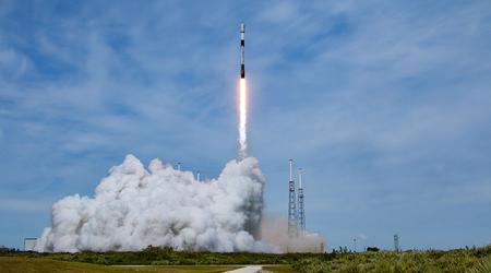 SpaceX wystrzeliwuje partię kompaktowych satelitów Starlink drugiej generacji
