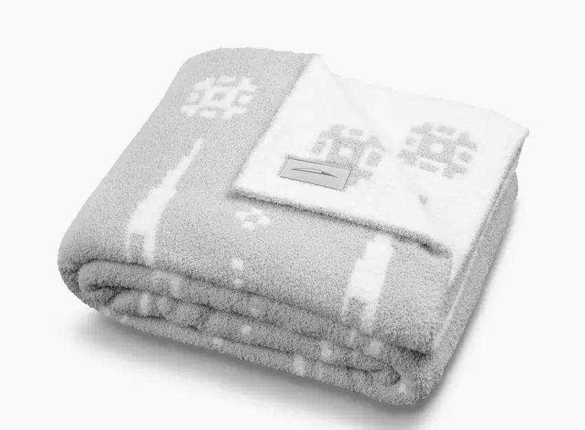 Musk, czy w ogóle będą samochody? Tesla zaprezentowała plaid w stylu Cybertruck