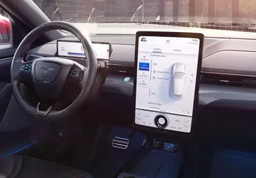 Apple szykuje 31-letniego weterana Forda, aby ...