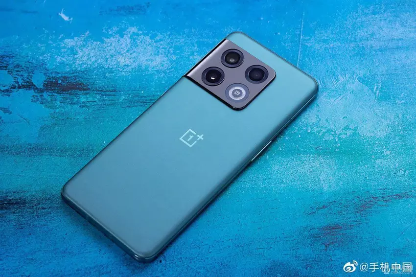 OnePlus 10 Pro otrzyma trzy aktualizacje systemu operacyjnego, w tym Androida 15