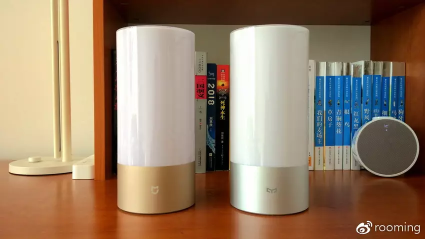 xiaomi-yeelight-bedside-lamp-1.jpg