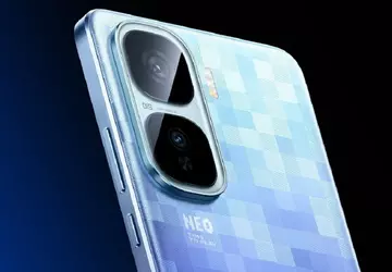 W Chinach zaprezentowano przystępnego flagowego smartfona ...