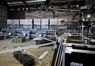 Vampire, Phoenix, Avenger, Penguin i Leleka-100 ...