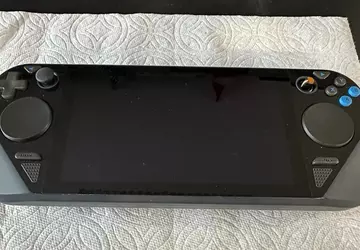 Na eBay sprzedano unikalny prototyp Steam ...