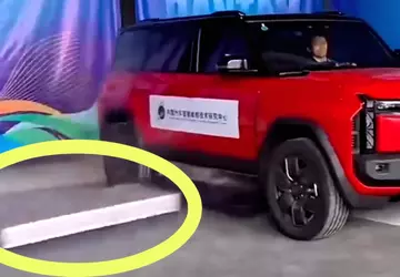 Chińscy inżynierowie zaproponowali wystrzeliwanie płonących baterii ...