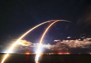SpaceX przeprowadziło dwa starty Falcon 9 ...