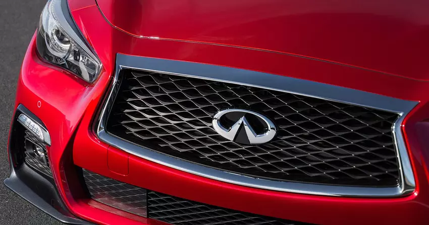 Infiniti przygotowuje sportowego sedana z „manualną skrzynią” zamiast elektryka