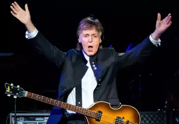 Paul McCartney wyjaśnia, że nie ma ...