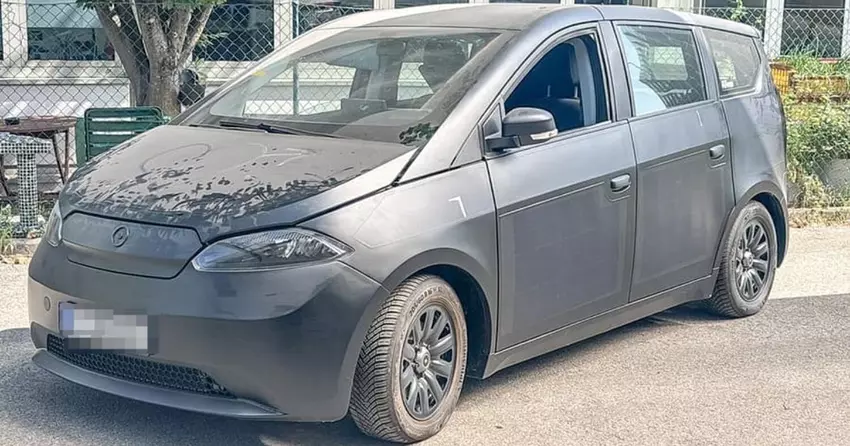 Startup Sono Motors nie zdołał uruchomić produkcji słonecznych samochodów elektrycznych i teraz sprzedaje prototypy na aukcji