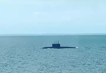 Mieszkańcy Finlandii w odległości 100 km ...