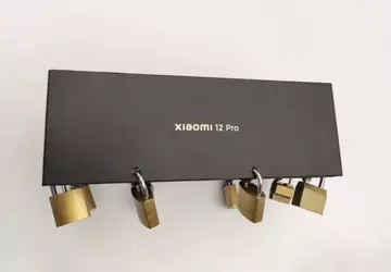 Xiaomi zwraca ładowarkę w opakowaniu: Xiaomi ...