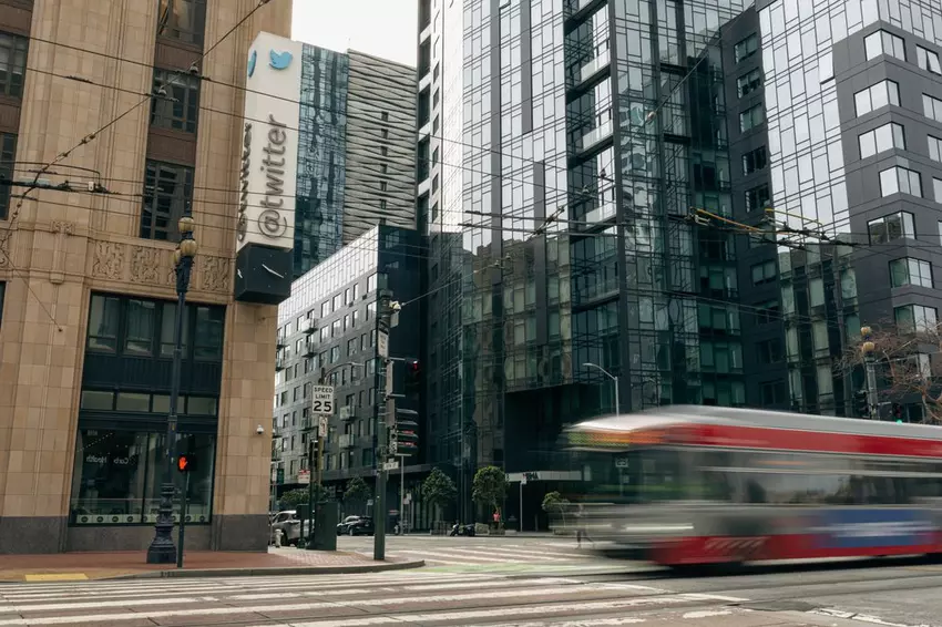 Przychody Twittera w grudniu 2022 r. w dół o 40% rok do roku
