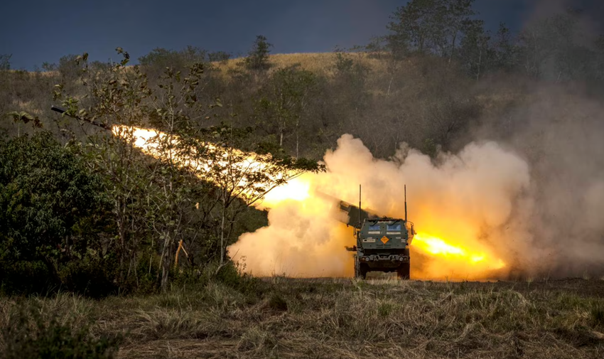 Australia przeznaczy 12 mld dolarów na zakup okrętów podwodnych o napędzie atomowym, GMLRS, GMLRS-ER, ATACMS, rakiet PrSM, dronów MQ-28 oraz wzmocnienie obrony powietrznej