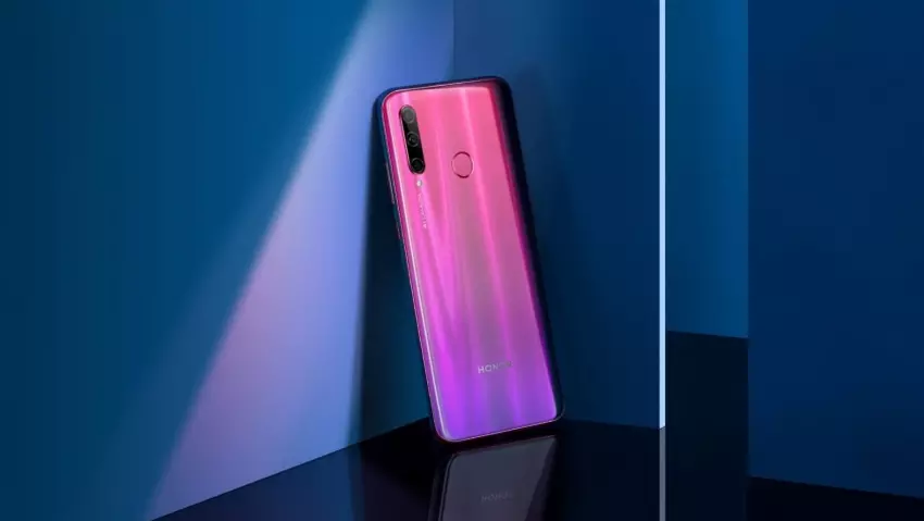 Insider: Honor 9X otrzyma nowy chip Kirin 810, potrójną kamerę i baterię o 3750 mAh 