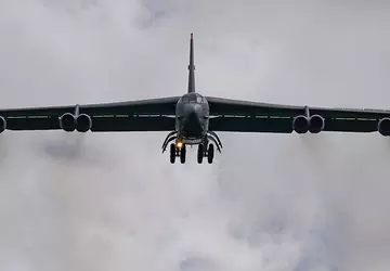 Amerykańskie bombowce nuklearne B-52H Stratofortress powróciły ...
