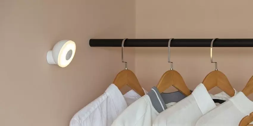 Xiaomi MiJia Night Light 2: kompaktowa lampa z magnesem i czujnikiem ruchu za 6 USD