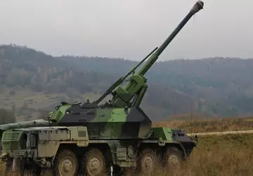 APU trafia do zaawansowanych dział samobieżnych ...