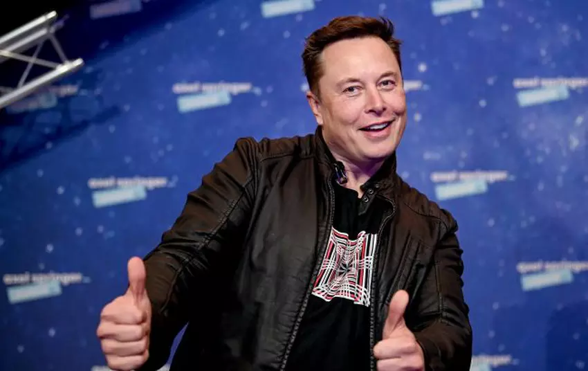 Elon Musk sprzedał portal społecznościowy X swojemu startupowi xAI 