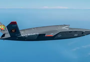 Innowacyjny dron XQ-58A Valkyrie ze sztuczną ...