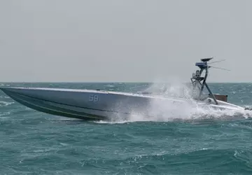 Amerykański dron morski Devil Ray po ...