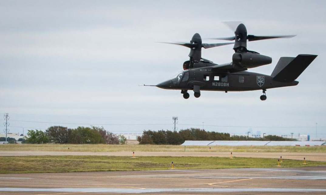 GE Aerospace stworzy systemy cyfrowe dla projektu FLRAA o potencjalnej wartości 70 miliardów dolarów, mającego na celu zastąpienie 3200 śmigłowców Apache i Black Hawk należących do armii amerykańskiej.