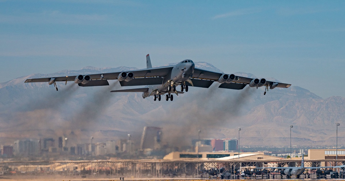 USA inwestuje 11,8 mld dolarów w modernizację bombowców atomowych B-52 Stratofortress