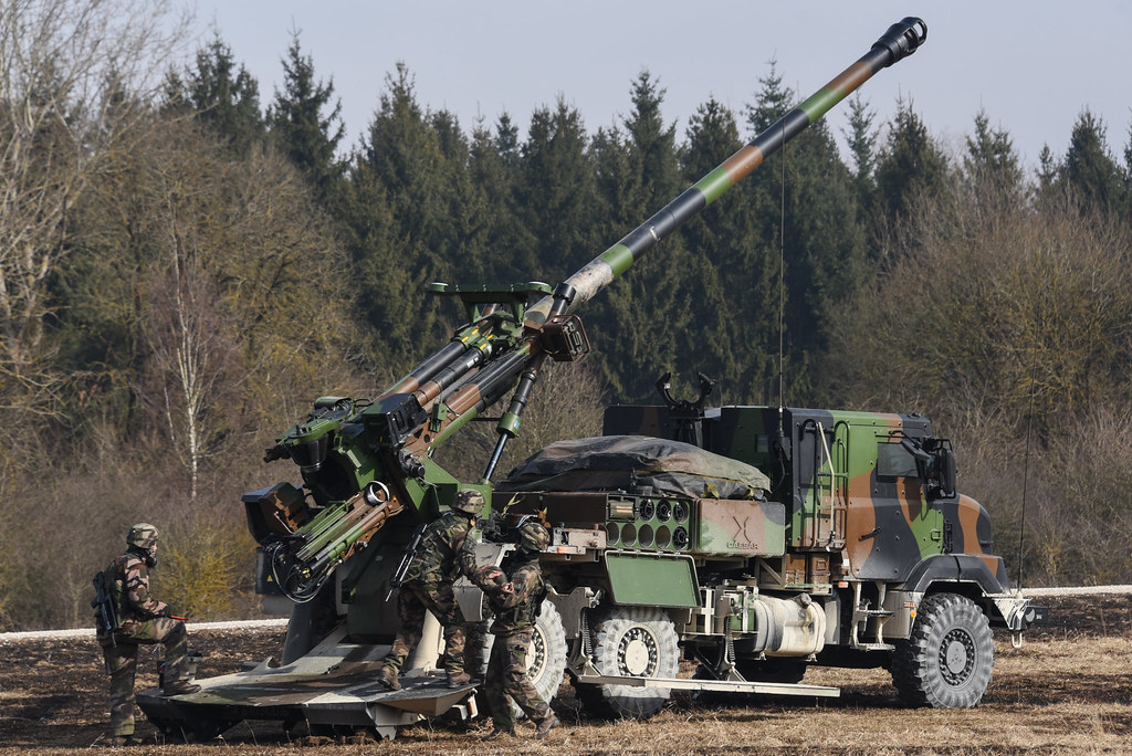 Ukraina otrzyma z Francji sześć kolejnych haubic CAESAR 155 mm