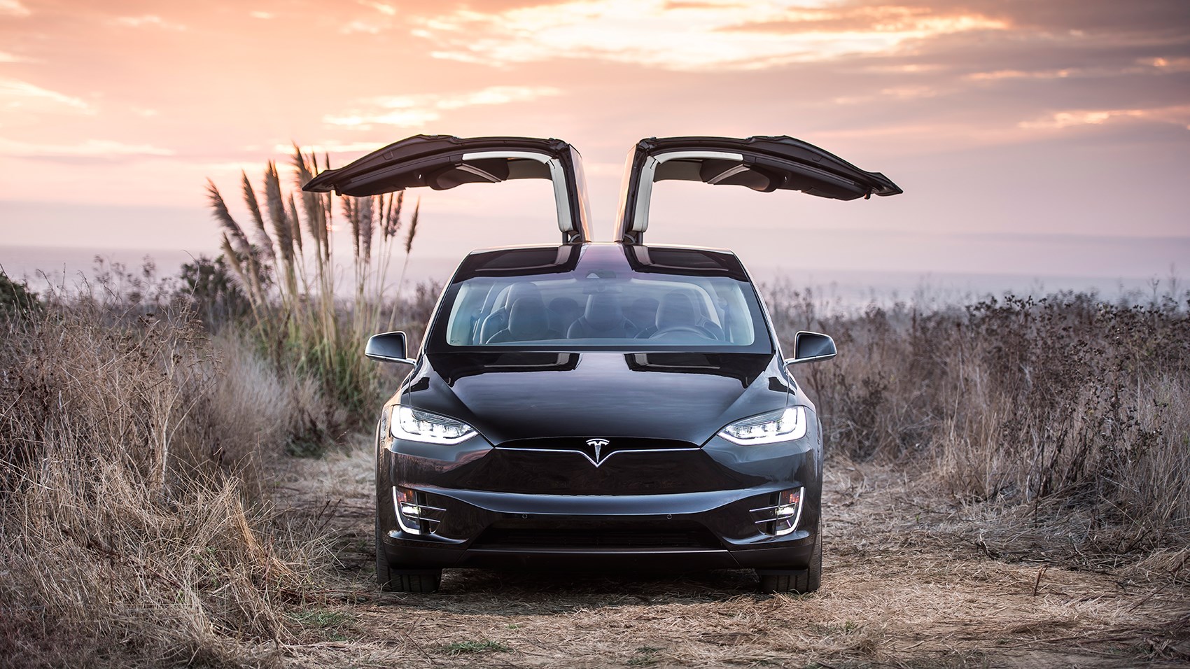 Baterie w Tesli Model X i Model S ulegają degradacji bardziej niż dotychczas - akumulatory tracą 12% pojemności po 322 000 km