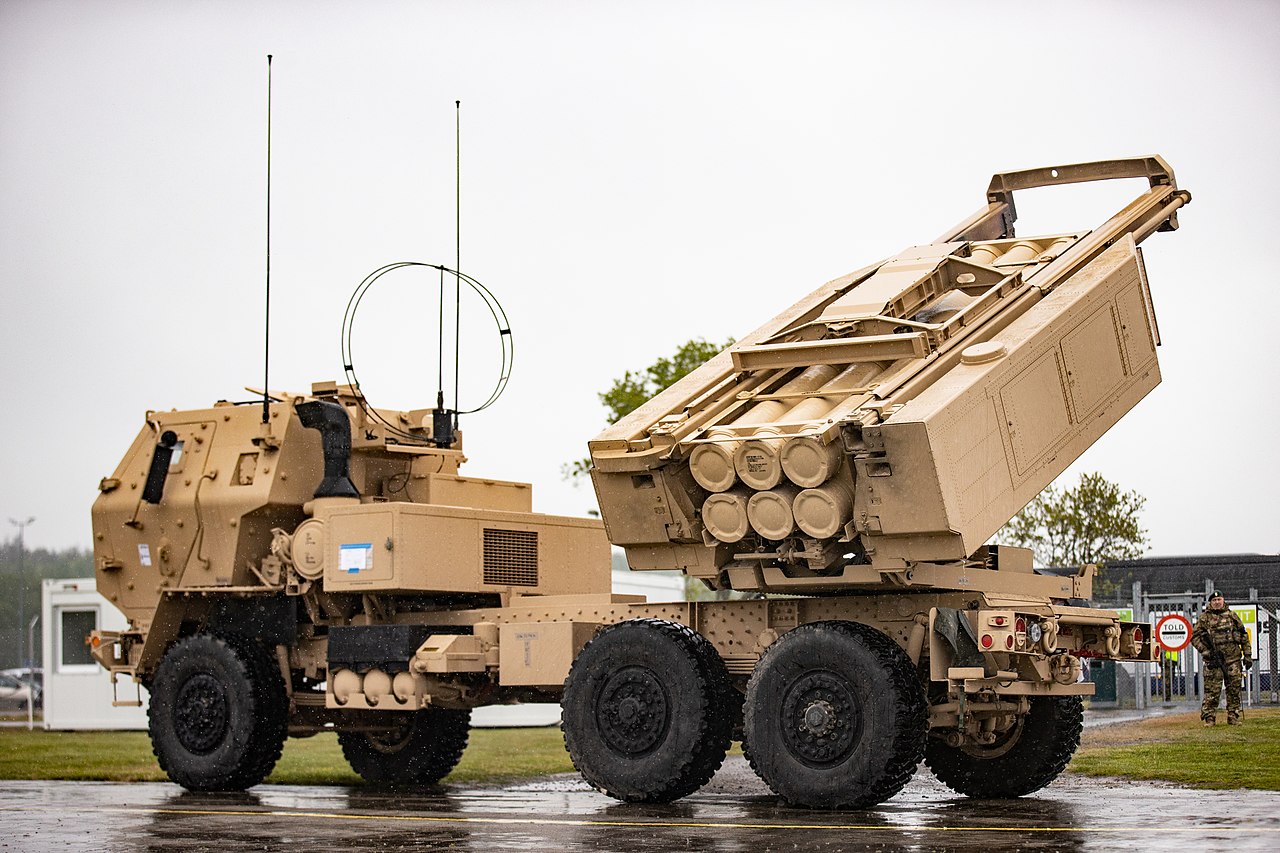 Lockheed Martin otrzyma 431 mln dolarów na produkcję dodatkowych systemów artyleryjskich M142 HIMARS