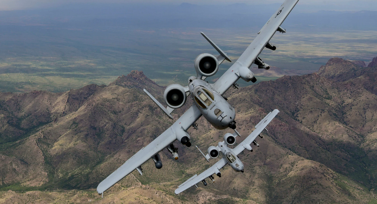 Siły Powietrzne Stanów Zjednoczonych będą mogły wycofać 42 legendarne samoloty szturmowe A-10 Thunderbolt II i 57 myśliwców F-15C/D Eagle w 2024 roku.