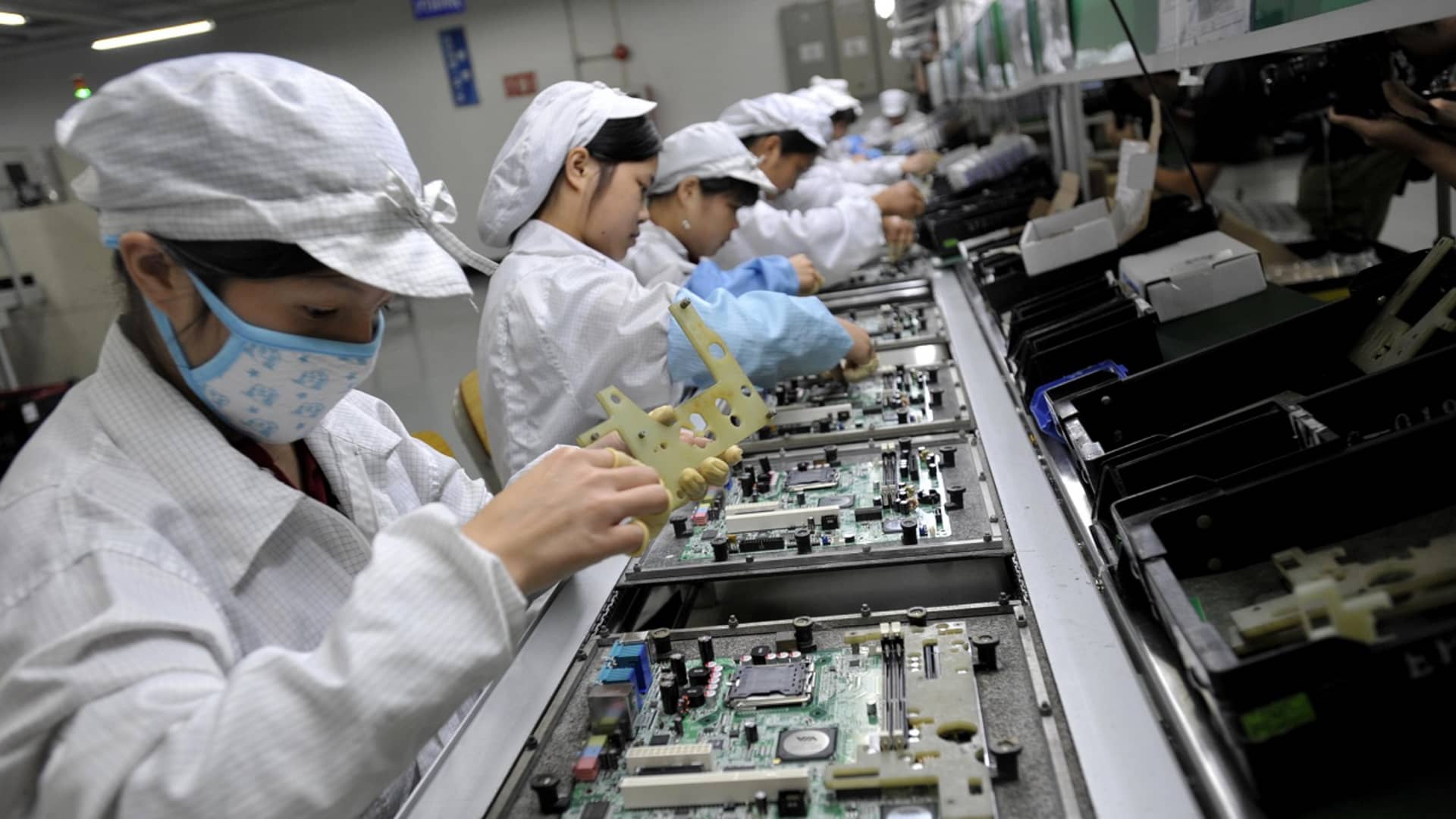 Apple stoi w obliczu niedoboru produkcji 6 mln iPhone'ów 14 Pro z powodu protestów w fabryce Foxconn w Chinach - Bloomberg