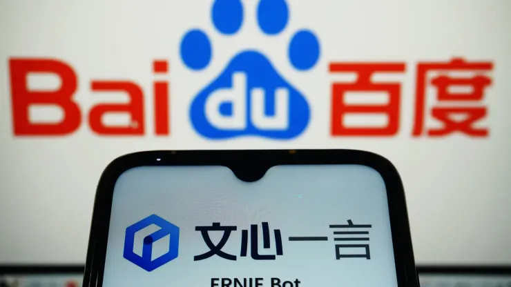 Chatbot Ernie Baidu przewyższa ChatGPT w kilku testach porównawczych