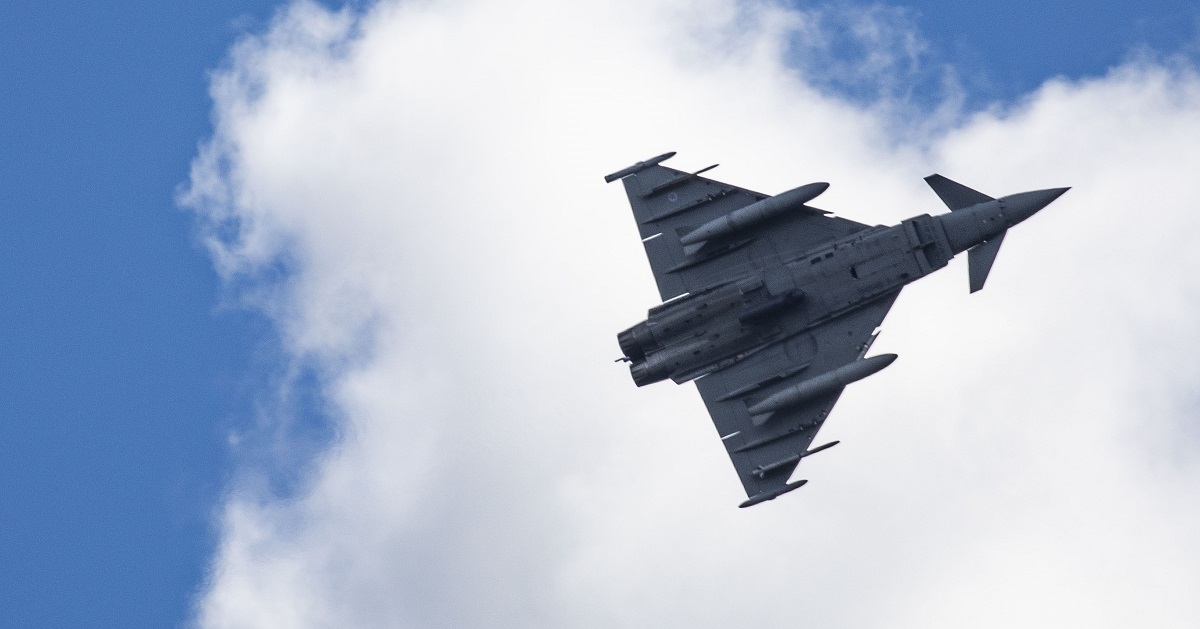 Wielka Brytania wysłała myśliwce Eurofighter Typhoon FGR4 na granicę z Rosją, aby ćwiczyć walkę powietrze-powietrze i niszczenie celów na ziemi.