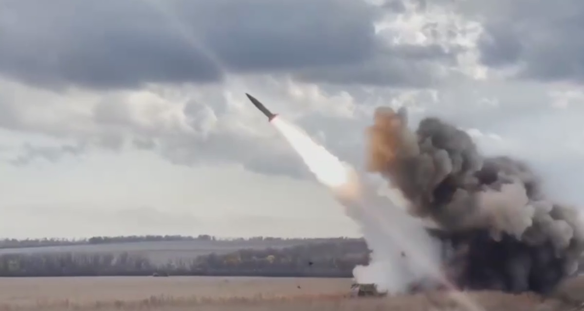 Ukraina stworzyła i z powodzeniem wykorzystała nowy pocisk rakietowy o zasięgu 700 kilometrów