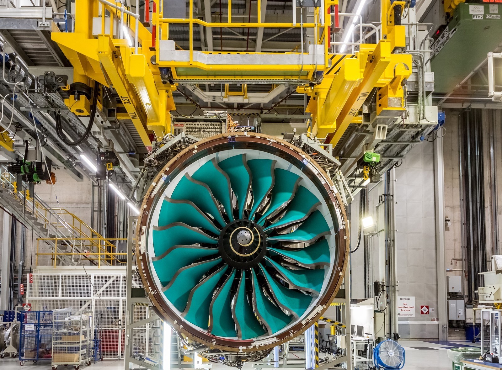 Rolls-Royce stworzył silnik lotniczy UltraFan o mocy 67MW, który pracuje na przyjaznym dla środowiska paliwie SAF