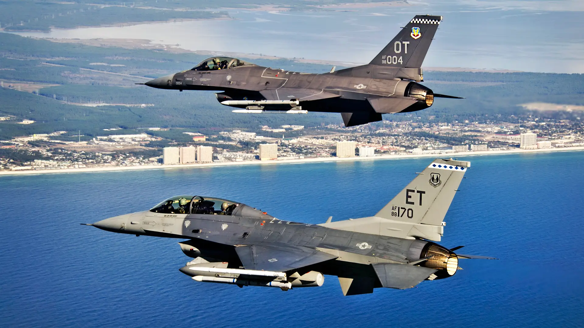 Projekt VENOM zmieni myśliwce F-16 w eksperymentalne drony