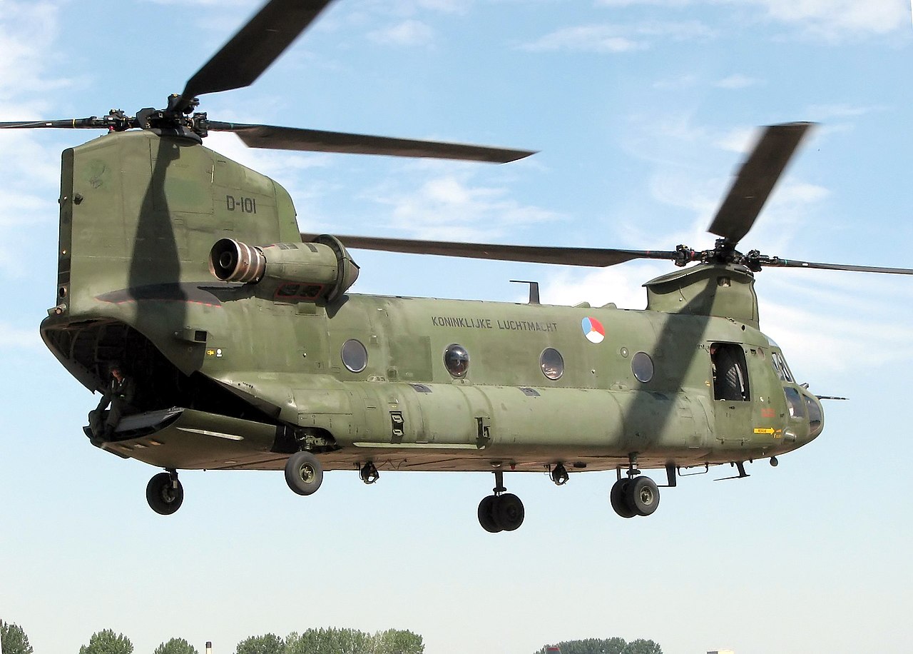 USA zatwierdzają wartą 1,5 mld dolarów sprzedaż ciężkich śmigłowców Boeing CH-47 Chinook do Korei Południowej