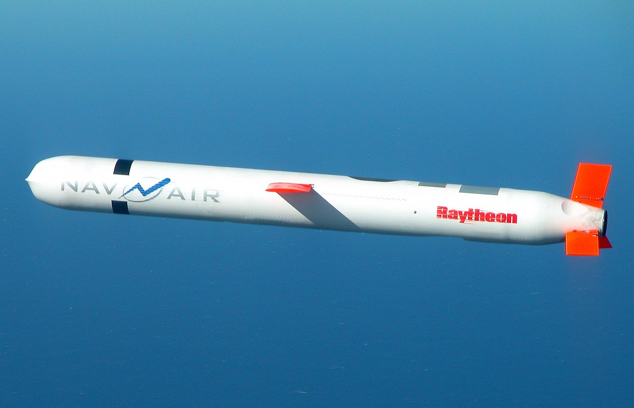 Raytheon otrzymał 171 mln dolarów za 111 pocisków Tomahawk Block V