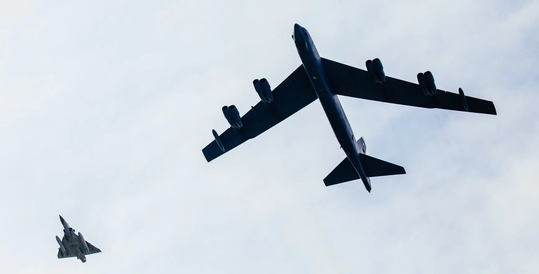 Wideo: bombowce atomowe B-52 Stratofortress pojawiają się w Estonii 200 km od granicy z Rosją