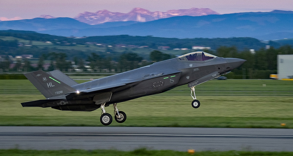 Lockheed Martin otrzymał 746,3 miliona dolarów na realizację kontraktu na dostawę myśliwców F-35 Lightning II do Szwajcarii.