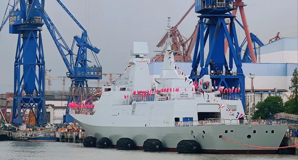 Hudong Zhonghua Shipbuilding zwodował pierwszą fregatę z napędem elektrycznym typu 054B dla chińskiej marynarki wojennej.